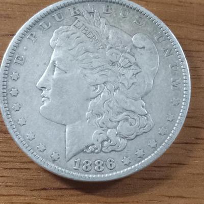 1886 O morgan silver dollar