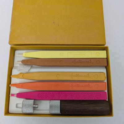 Vintage Hallmark Wax Seal Kit With Sticks And Metal Stamps In Original Box