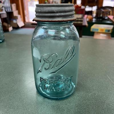 Sale Photo Thumbnail #1042: Vintage Blue Ball Round Qt Mason Jar #1 with zinc Lid