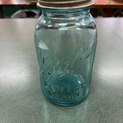 Sale Photo Thumbnail #1050: Vintage Blue Ball Round Qt Mason Jar #10 with zinc Lid