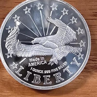 1 oz .999 silver round