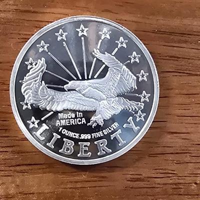 1 oz .999 silver round