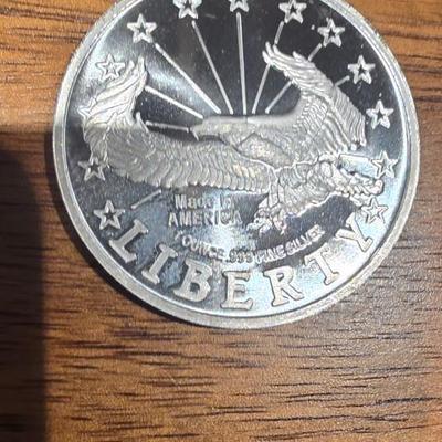 1 oz .999 silver round