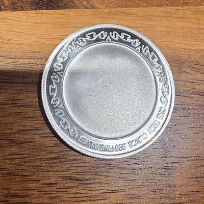 1 oz .999 silver round