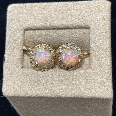 Vintage Fire Opal screw back earring