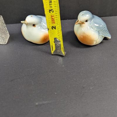 Sale Photo Thumbnail #1390: Antique Salt & Pepper Shakers