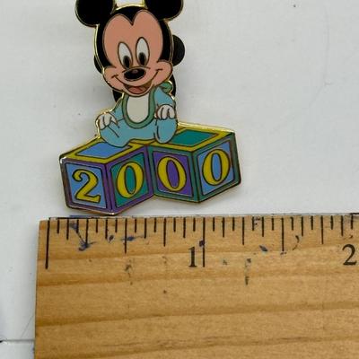 2000 Disney Baby Mickey Mouse on Blocks Trading Pin