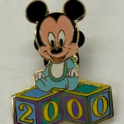 2000 Disney Baby Mickey Mouse on Blocks Trading Pin