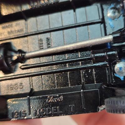 Lot of Die Cast Cars, Hot Wheels , Matchbox Lesney England, Ford Gt , Maisto Dodge Ram Quad Cab, Ford Model T 1915,