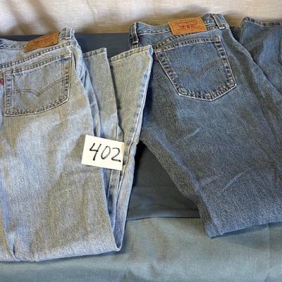 16 MIs Levi Jeans