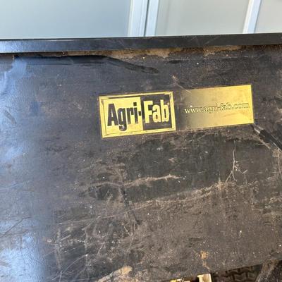 TOW BEHIND DUMP CART