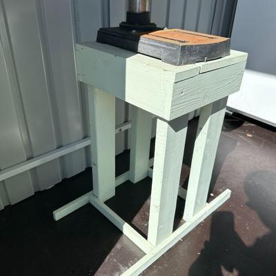 CRAFTSMAN 12" DRILL PRESS