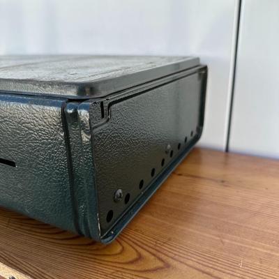 COLEMAN CAMP STOVE 425