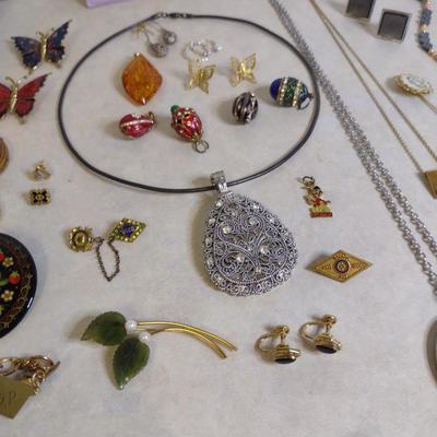 Collection of Fashion Jewelry- Necklaces, Bracelets, Earrings, etc. (#81)