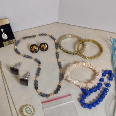 Collection of Fashion Jewelry- Necklaces, Bracelets, Earrings, etc. (#81)