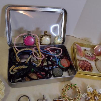 Collection of Fashion Jewelry- Necklaces, Bracelets, Earrings, etc. (#81)