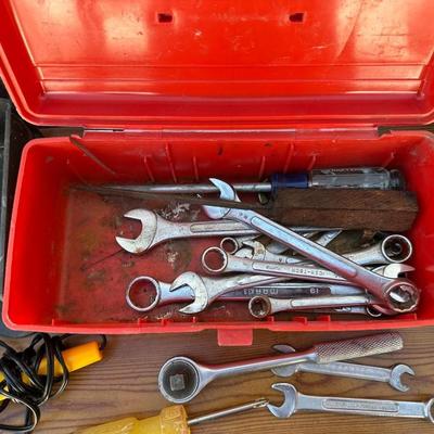 HAND TOOLS, VOLTAGE METER, WIRELESS WEATHER STATION AND MORE