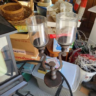 LOT 172G: Libra 1000 Balance Scale and Various Home Decor Items Featuring Small Wooden Bench and Electric Candles