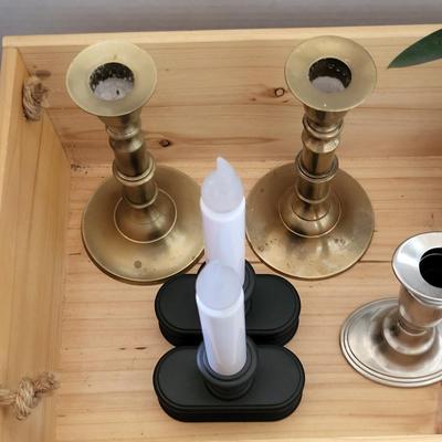 LOT 173G: Various Desktop Items Including Lamps, Clock and More