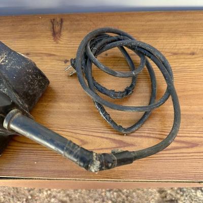 TROUBLE LIGHT, CIRCULAR SAW AND 3 INCH BELT SANDER