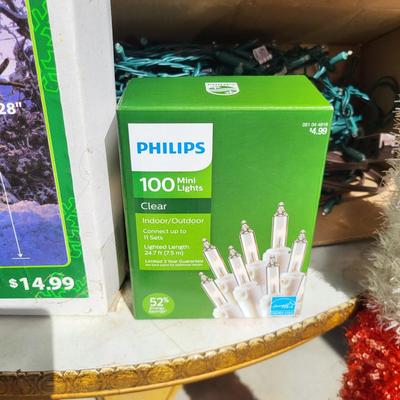 LOT 175G: Multiple Christmas Holiday Decorations and Lights