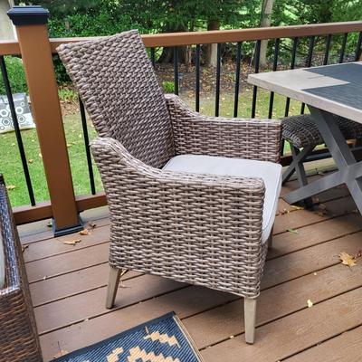 LOT 177P: Complete Patio/Deck Umbrella Table and Chairs Set