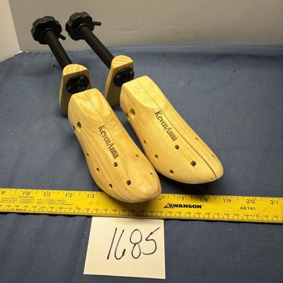 Shoe Stretcher