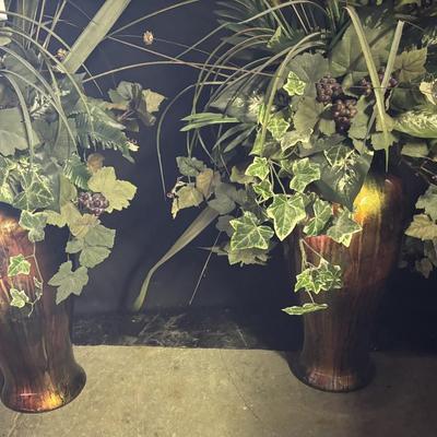 Artificial Arrangements in Glass Vases
