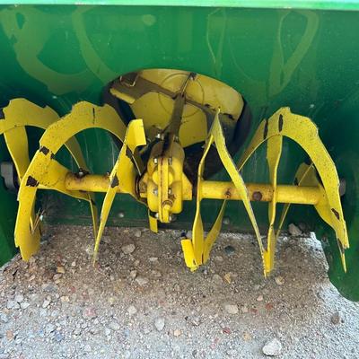 JOHN DEERE TRX24 WALK BEHIND SNOWBLOWER