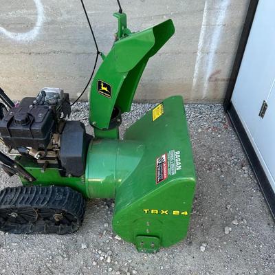 JOHN DEERE TRX24 WALK BEHIND SNOWBLOWER