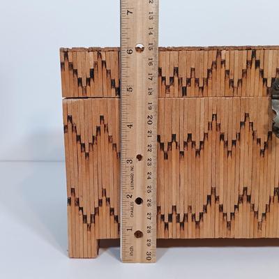 LOT 232: Vintage Signed Match Stick Folk / Tramp Art Jewelry Box