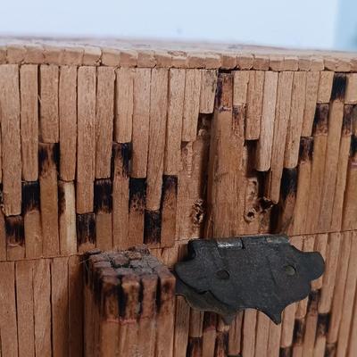 LOT 232: Vintage Signed Match Stick Folk / Tramp Art Jewelry Box