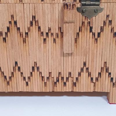 LOT 232: Vintage Signed Match Stick Folk / Tramp Art Jewelry Box