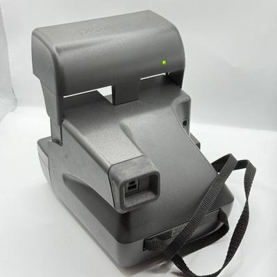 LOT 161G: Camera Collection : Polaroid OneStep Closeup, Yashika MicroElite Zoom 70 35mm & Canon Zoom S 35mm