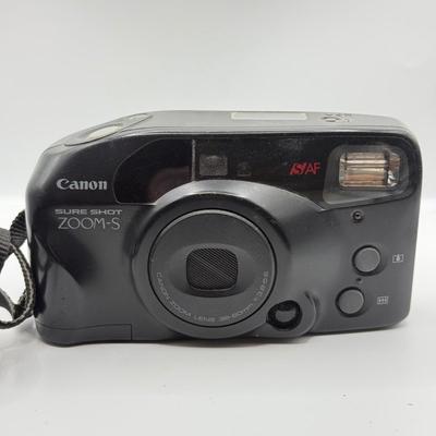 LOT 161G: Camera Collection : Polaroid OneStep Closeup, Yashika MicroElite Zoom 70 35mm & Canon Zoom S 35mm