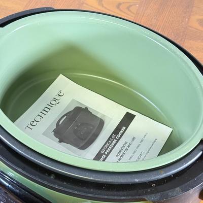 LOT 153B: Technique Rice Pressure Cooker & Hot Counter