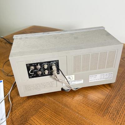 LOT 158B: Emerson AM/FM Stereo Reciever/Stereo Cassette Recorder Model MM 800 w/ Speakers Model System I