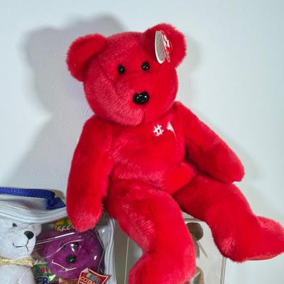 LOT 159B: Ty Beanie Baby Collection