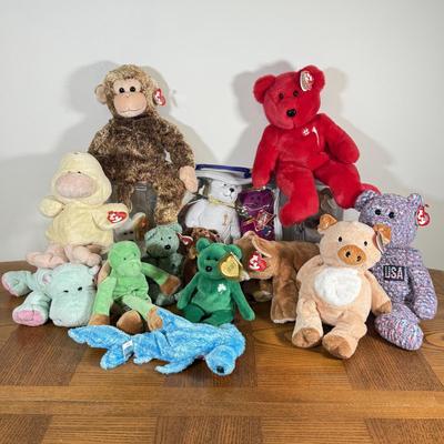 LOT 159B: Ty Beanie Baby Collection