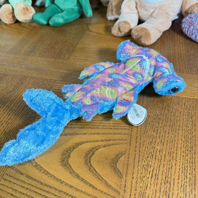 LOT 159B: Ty Beanie Baby Collection