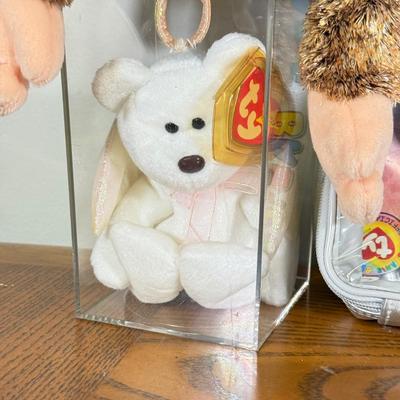 LOT 159B: Ty Beanie Baby Collection