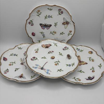 LOT 252 Signed Oscar de la Renta Champagne Glasses, I. Godinger & Co Primavera Canapés Plates, Waterford Crystal Paperweight & More