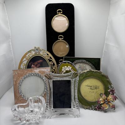 LOT 254: Vanity Collection - Waterford Crystal Picture Frame, Ashleigh Manor Frame, Rue Moliere Frame & More