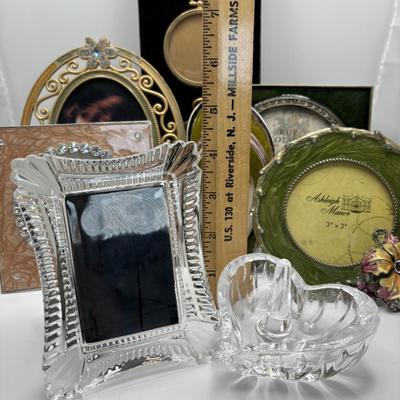 LOT 254: Vanity Collection - Waterford Crystal Picture Frame, Ashleigh Manor Frame, Rue Moliere Frame & More