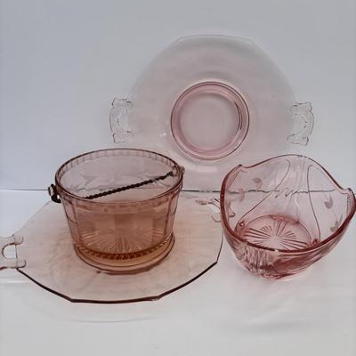 LOT 259: Vintage Pink Depression Glass