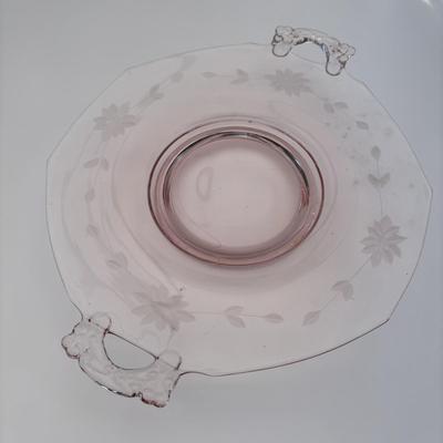 LOT 259: Vintage Pink Depression Glass