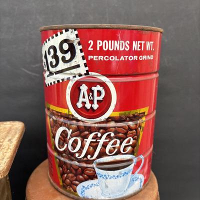 LOT 268: Universal Scale, Vintage Tins & More