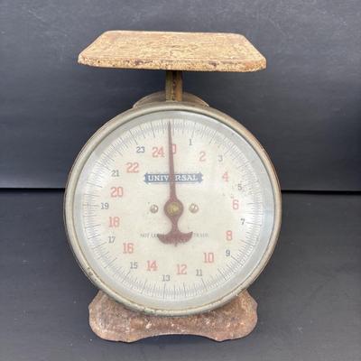 LOT 268: Universal Scale, Vintage Tins & More