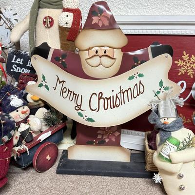 LOT 165B: Collection of Snowman Christmas Decor