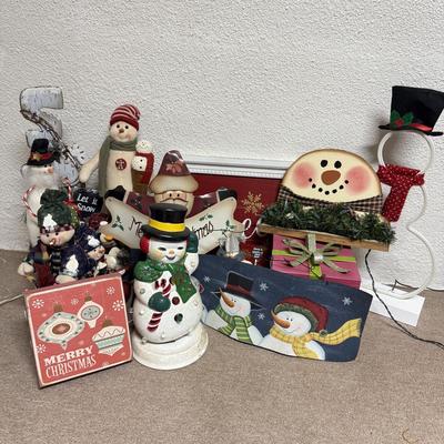 LOT 165B: Collection of Snowman Christmas Decor
